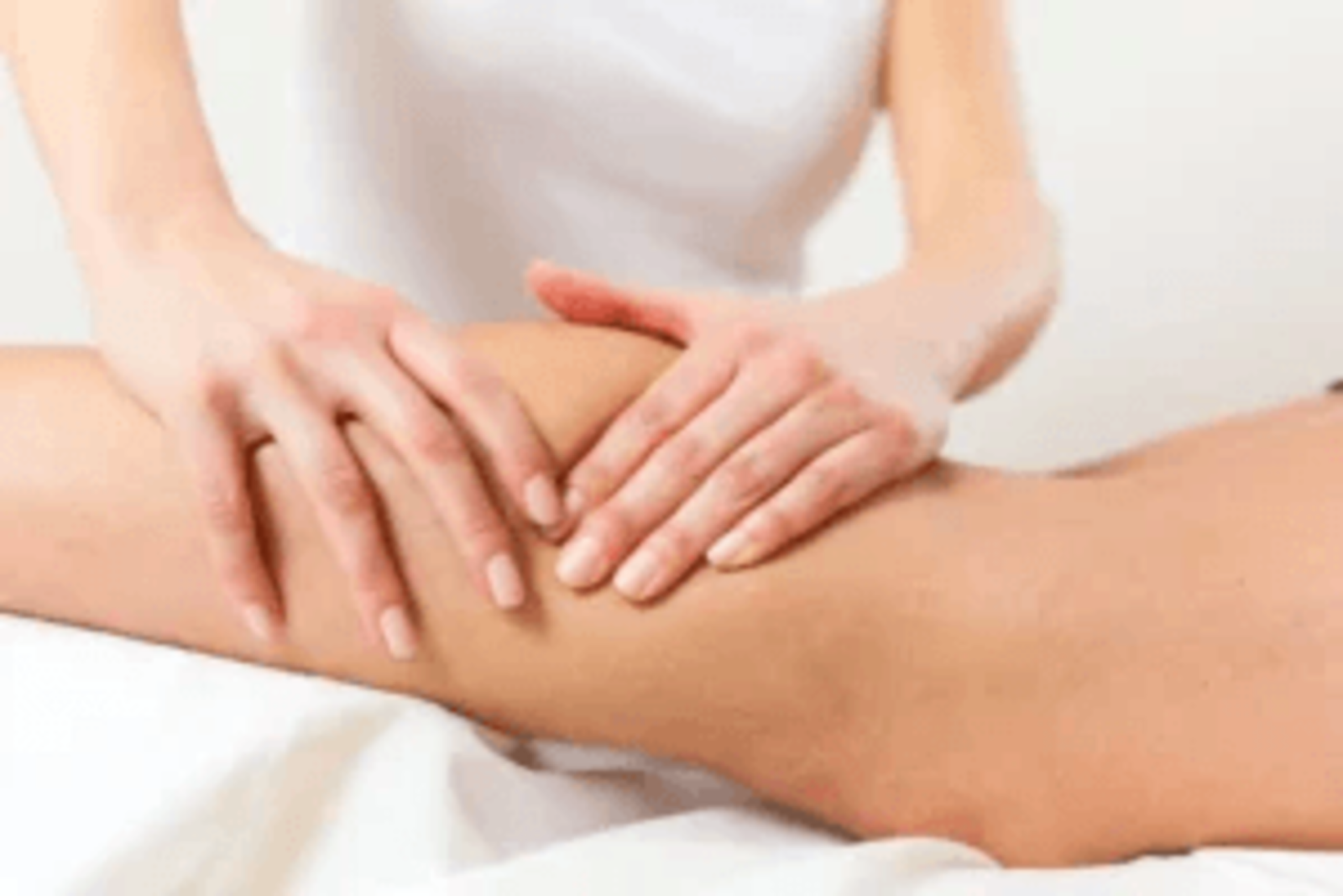 Rejuvenate and Restore: A Deep Dive into our Post-Lipo Lymphatic Drainage Services